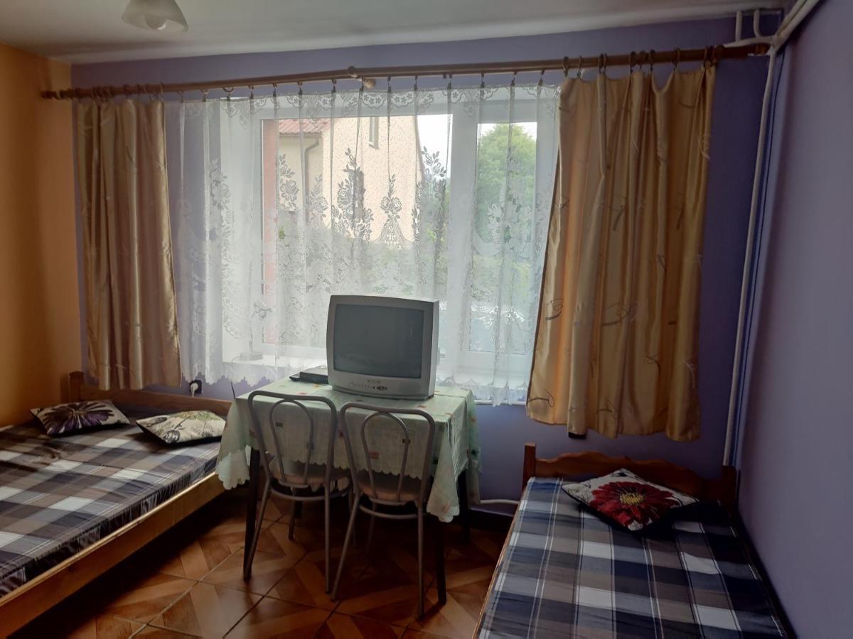 Przy Winogronie Hotel Uherce Mineralne Room photo